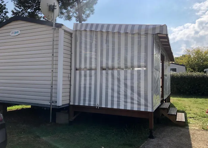 Mobil Home 10 Personnes Camping La Tremblade Emplacement 074