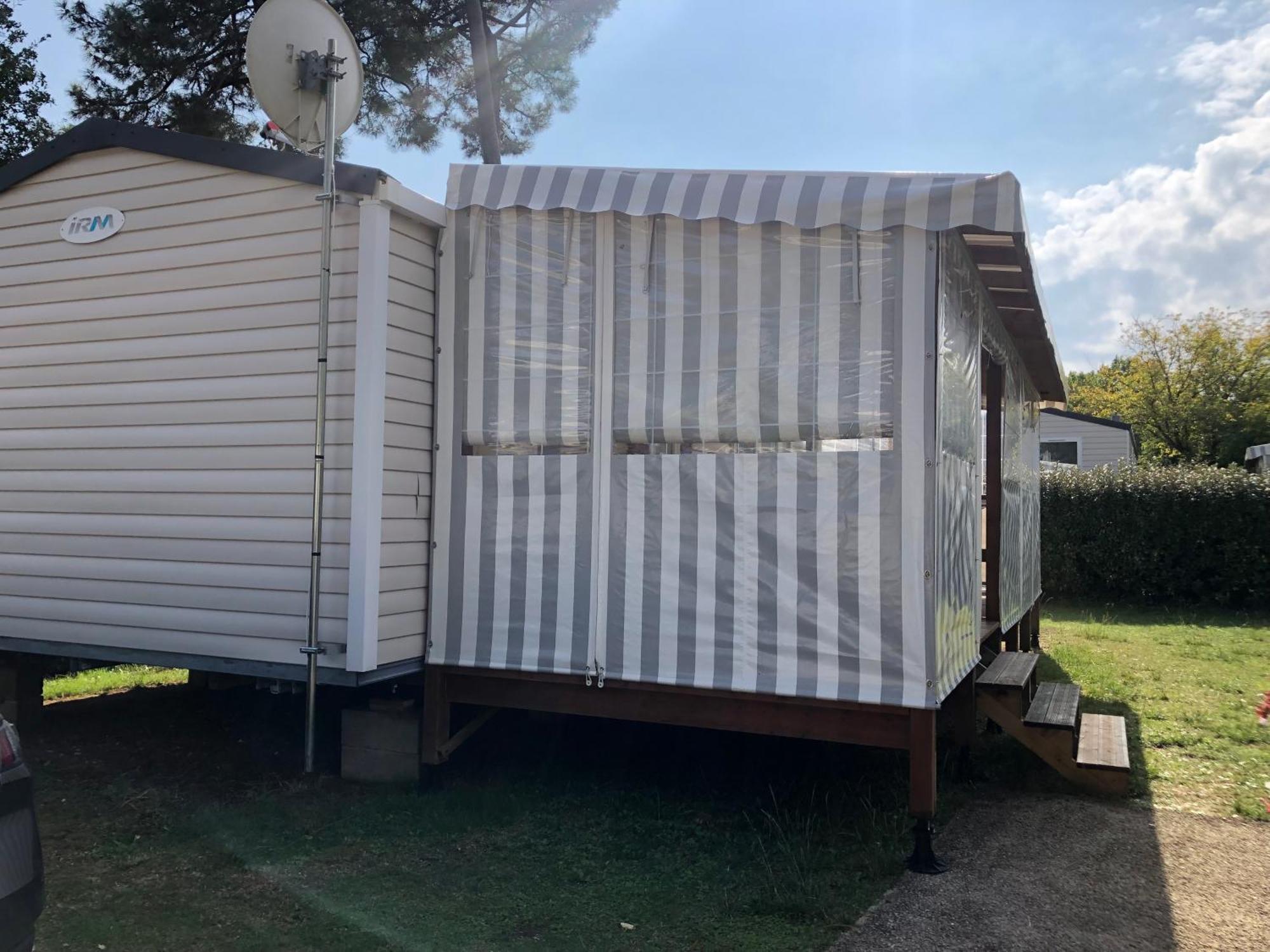 Mobil 10 Personnes Emplacement 074 Campsite La Tremblade